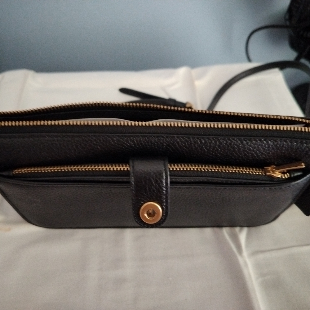 Coach Pebbled Leather Leather Card/Wallet Purse